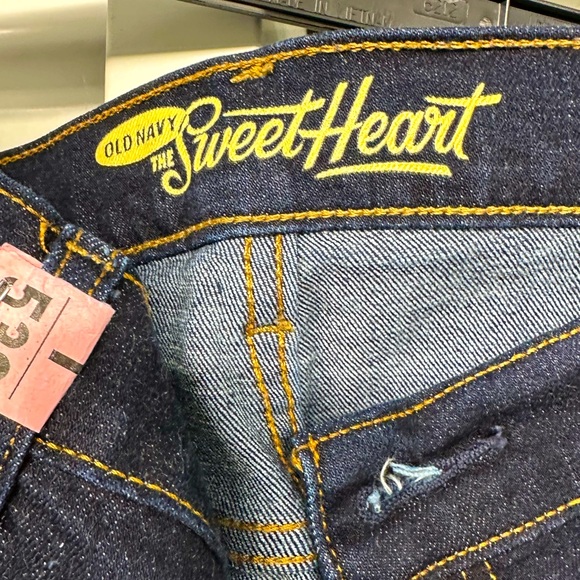 Old Navy Sweetheart Dark Jean Regular fit - Picture 3 of 4